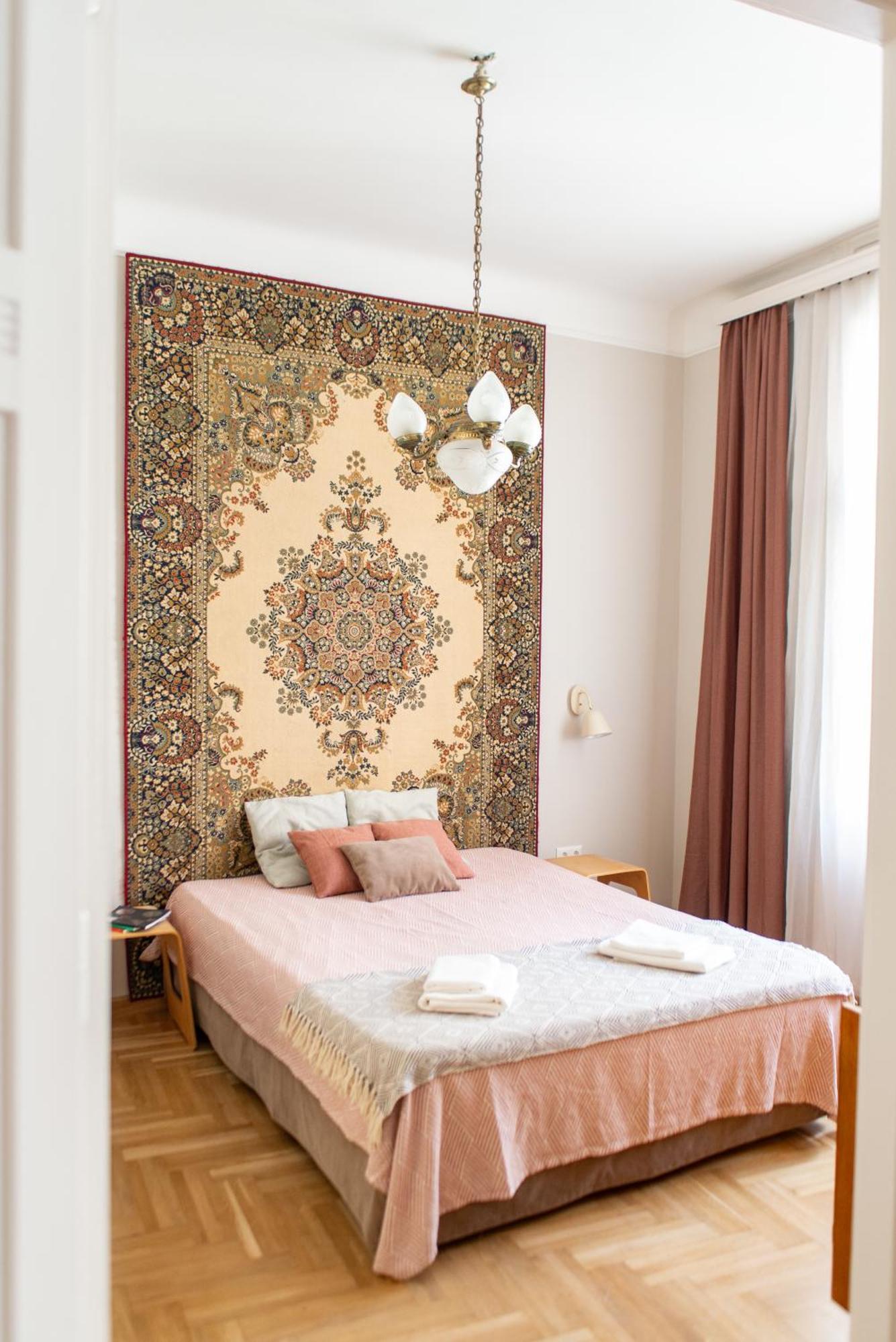 Spacious Family Suite Along River Side, In The Heart Of Buda Budapest Extérieur photo