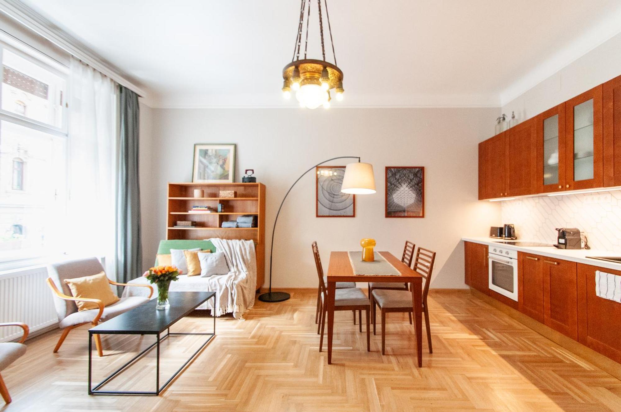 Spacious Family Suite Along River Side, In The Heart Of Buda Budapest Extérieur photo